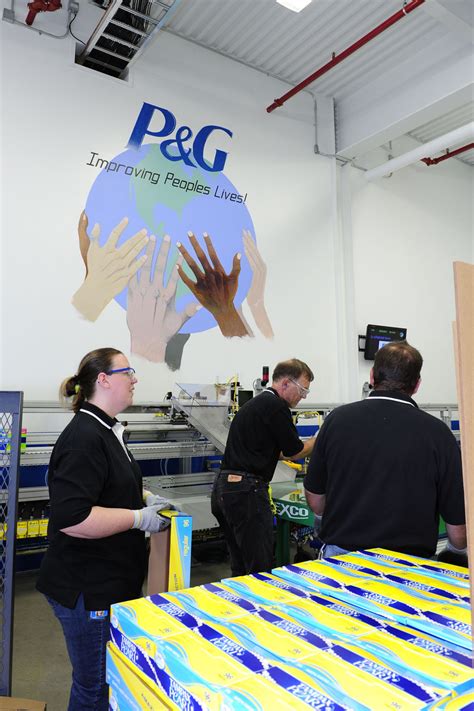 Procter & Gamble: Auburn, ME .